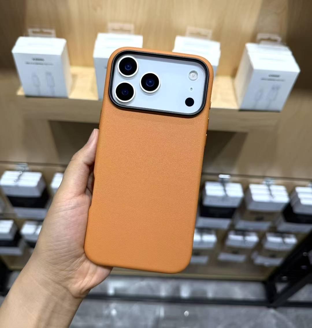 Genuine Cowhide Leather Mobile Phone Case for iPhone17 Pro Max 17 Air Magnetic Frosted Anti-Fingerprint Soft Edge Hard Cover iPhone Air помаранчевий
Genuine Cowhide Leather Mobile Phone Case for iPhone17 Pro Max 17 Air Magnetic Frosted Anti-Fingerprint Soft Edge Hard Cover iPhone Air помаранчевий