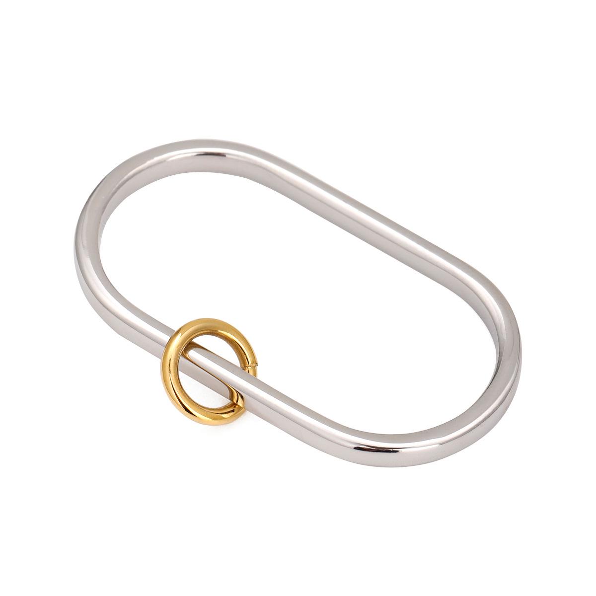 18k Gold Stainless Steel Minimalist Double Finger Ring with Gold & Silver Color Blocking, Non-Fading, Single Band Dune Design Jewelry.
18k Gold Stainless Steel Minimalist Double Finger Ring with Gold & Silver Color Blocking, Non-Fading, Single Band Dune Design Jewelry.