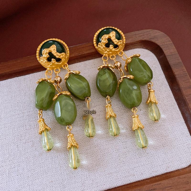 Винтажные ретро серьги-пусеты Серебряная игла - Элегантные, универсальные, высококлассные серьги в придворном стиле.
Винтажные ретро серьги-пусеты Серебряная игла - Элегантные, универсальные, высококлассные серьги в придворном стиле.