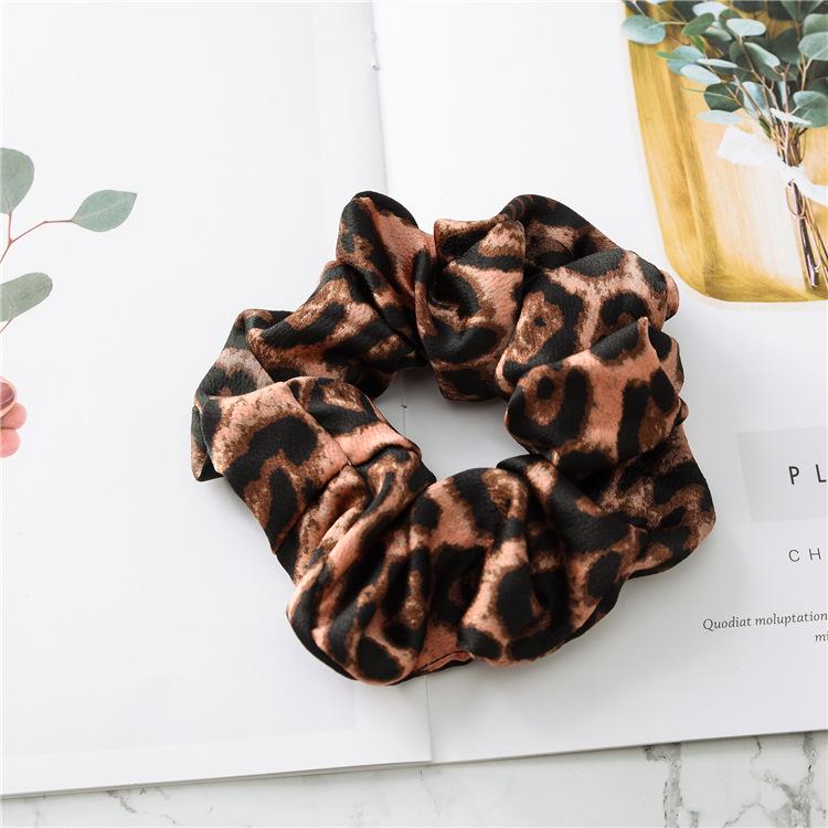 New Leopard Print Color Large Braided Hair Band for Women, Simple Accessory, Satin Hair Bow кавовий
New Leopard Print Color Large Braided Hair Band for Women, Simple Accessory, Satin Hair Bow кавовий