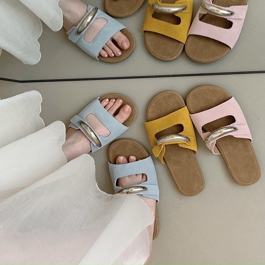 Yellow slippers women s summer wear flat-bottomed retro one-word sandals vacation seaside beach sandals 35
Yellow slippers women s summer wear flat-bottomed retro one-word sandals vacation seaside beach sandals 35