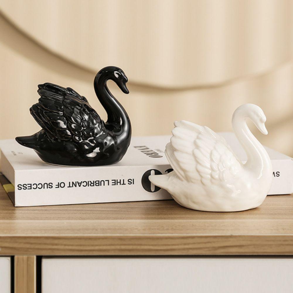 Unique White Swan Statue Easy To Use Swan Couple Figurine Nordic Black Swan Ornaments Office Decor чорний
Unique White Swan Statue Easy To Use Swan Couple Figurine Nordic Black Swan Ornaments Office Decor чорний