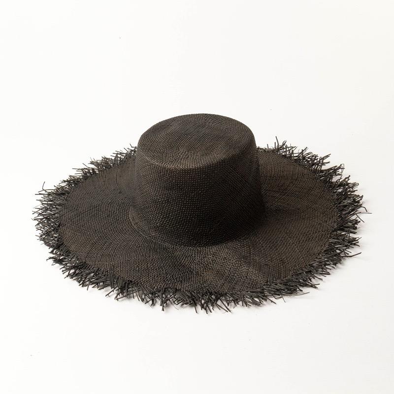 European American Fashion Trend Flat Top Straw Classic Treasure Grass Sun Protection Hat Outdoor Beach Hat Designer Black Cap 54-58cm чорний
European American Fashion Trend Flat Top Straw Classic Treasure Grass Sun Protection Hat Outdoor Beach Hat Designer Black Cap 54-58cm чорний