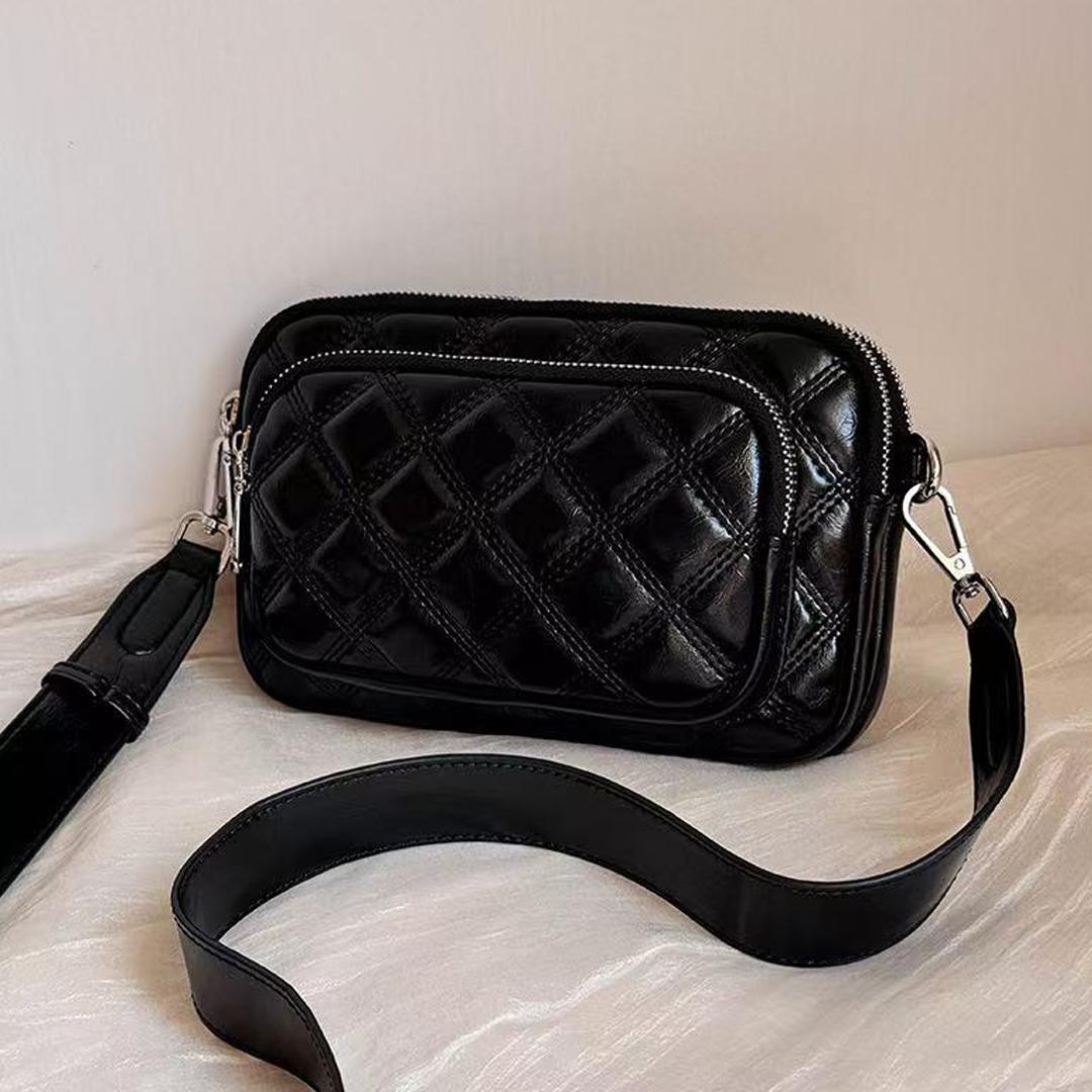 new model chevr small square bag multi-layer silver shoulder bag cross-body bag multi-layer pocket small mobile phe bag Mini(Max Length<20cm) чорний
new model chevr small square bag multi-layer silver shoulder bag cross-body bag multi-layer pocket small mobile phe bag Mini(Max Length<20cm) чорний