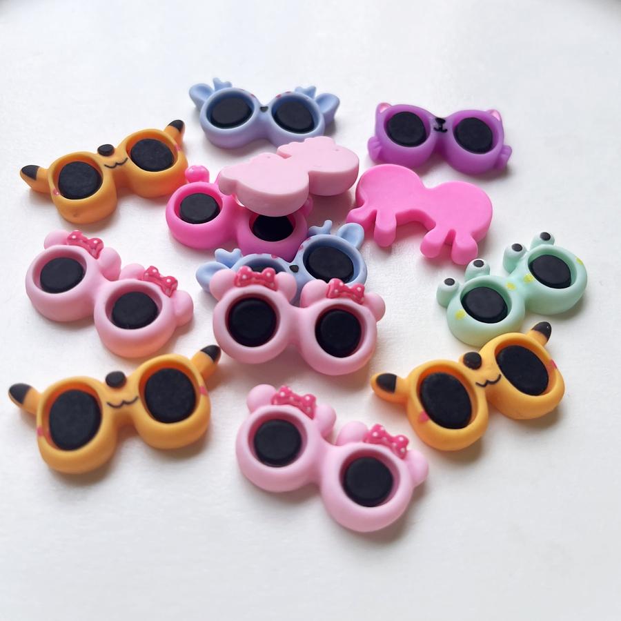 20 шт. смешанные очки с милыми животными, смоляные декоративные с плоской задней частью альбом для вырезок, ювелирные изделия «сделай сам», аксессуары для волос, очаровательные декоративные аксессуары разноцветный
20 шт. смешанные очки с милыми животными, смоляные декоративные с плоской задней частью альбом для вырезок, ювелирные изделия «сделай сам», аксессуары для волос, очаровательные декоративные аксессуары разноцветный