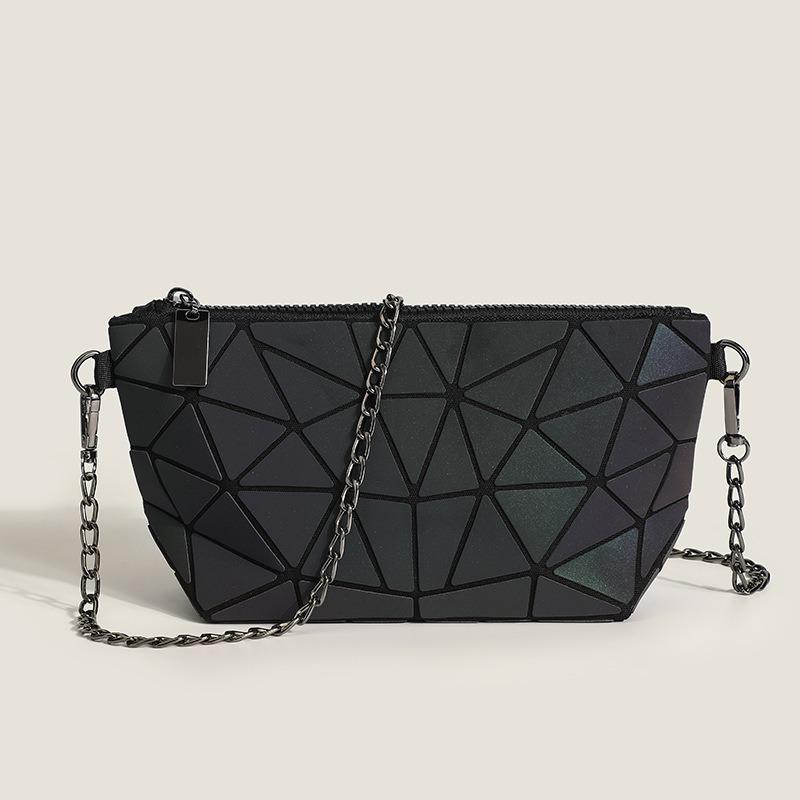 2025 Autumn Winter New Women s Bag Geometric Rhombus Versatile Shoulder Chain Bag Fashion Trendy Clutch Crossbody Bag матовий чорний колір
2025 Autumn Winter New Women s Bag Geometric Rhombus Versatile Shoulder Chain Bag Fashion Trendy Clutch Crossbody Bag матовий чорний колір