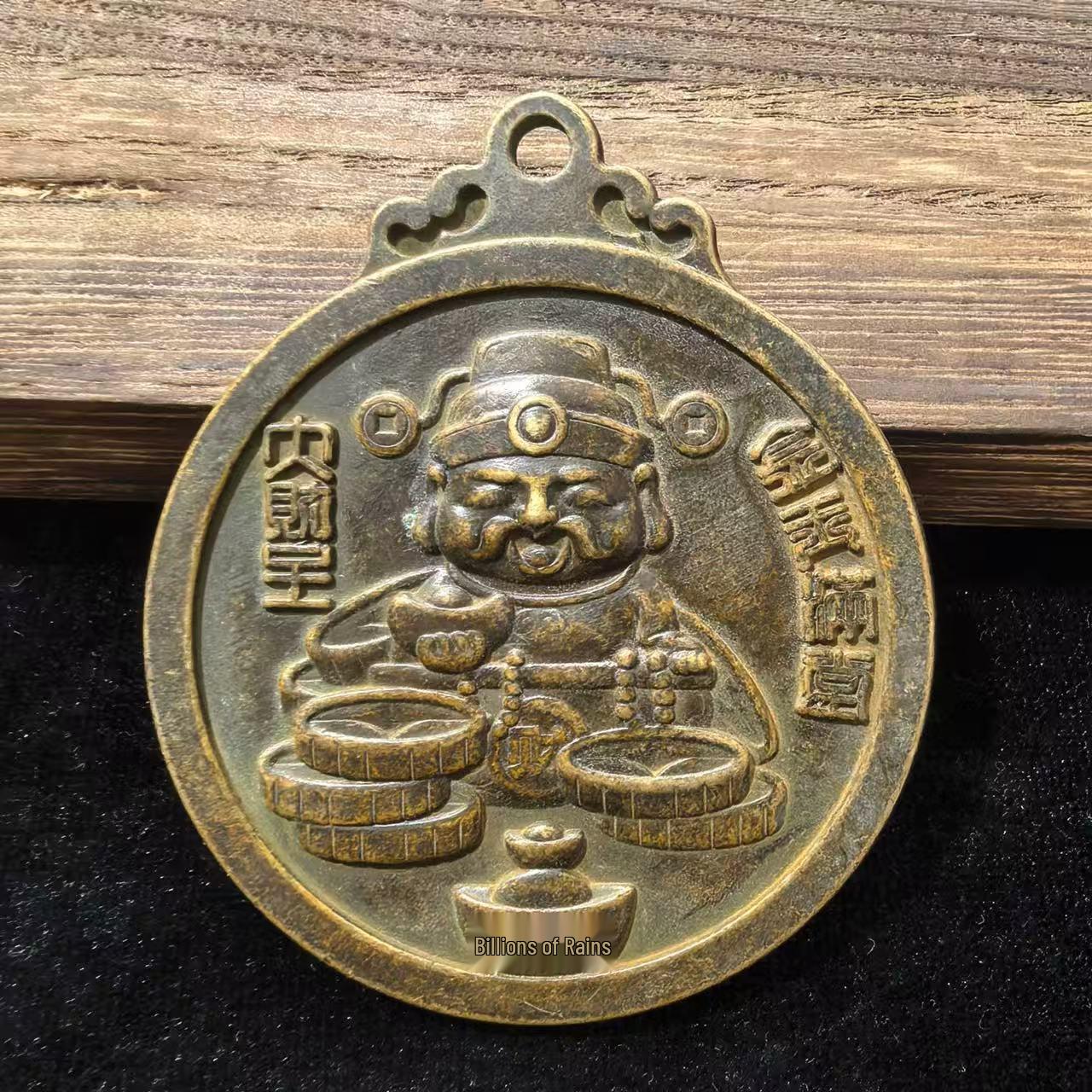 Tibetan-Style Copper Arm Talisman Necklace with Buddha Pendant
Tibetan-Style Copper Arm Talisman Necklace with Buddha Pendant