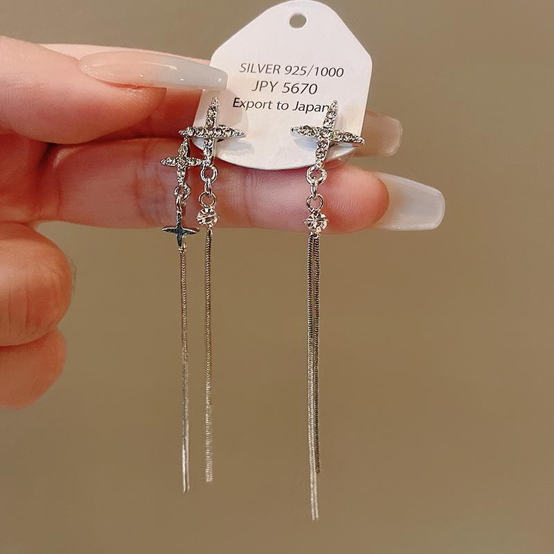 Silver Needle Diamond Pearl Butterfly Tassel Earrings Korean Fashion Versatile Earrings High Temperament Earrings Women
Silver Needle Diamond Pearl Butterfly Tassel Earrings Korean Fashion Versatile Earrings High Temperament Earrings Women