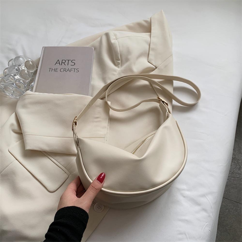 Trendy Crossbody Bag Casual Shoulder Bag With Adjustable Shoulder Strap Dumpling Bag Dating
Trendy Crossbody Bag Casual Shoulder Bag With Adjustable Shoulder Strap Dumpling Bag Dating