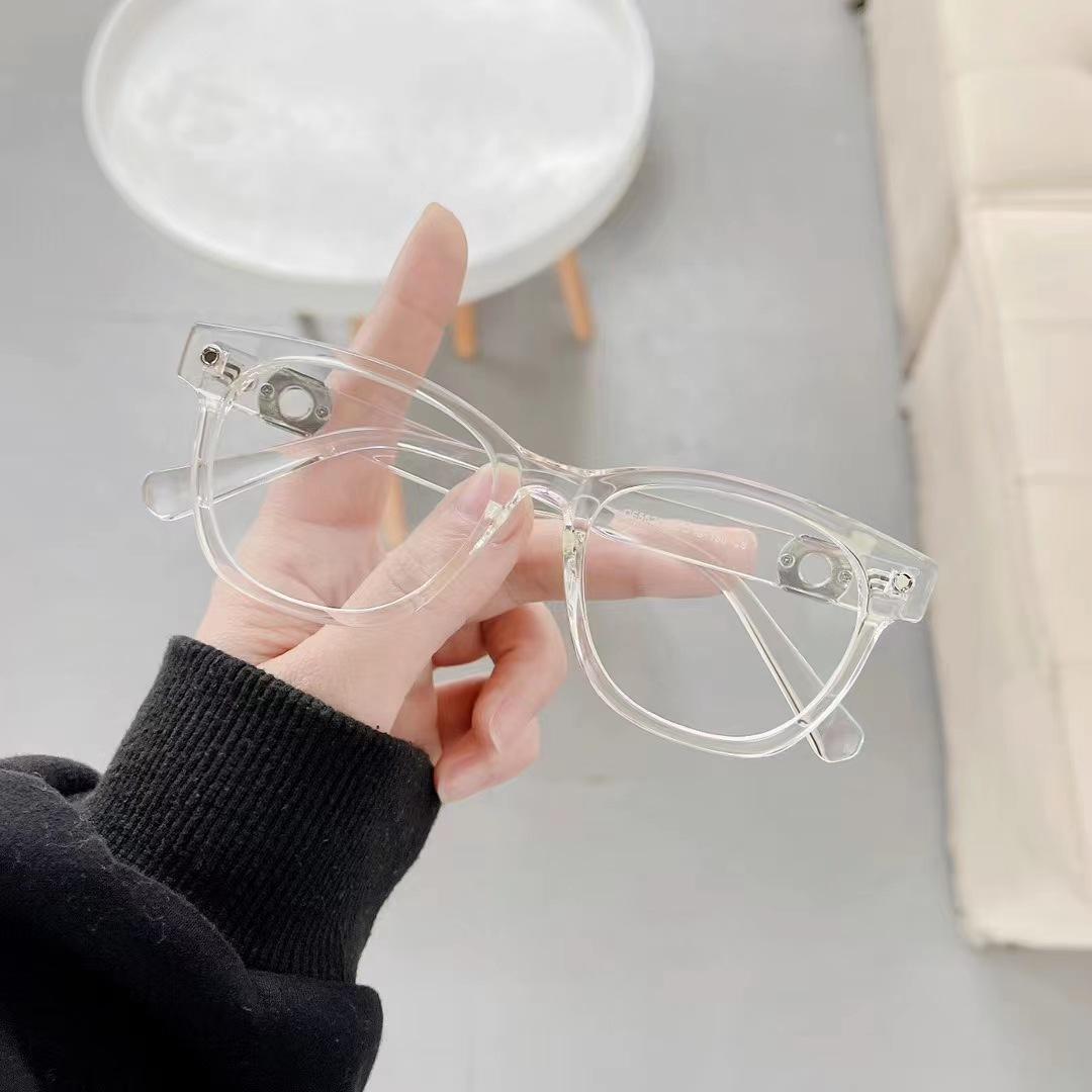 New Style Sun Glasses for Woman Square Shape Anti-glare Sunglasses for Women Driving Travelling Men s Sunglass
New Style Sun Glasses for Woman Square Shape Anti-glare Sunglasses for Women Driving Travelling Men s Sunglass