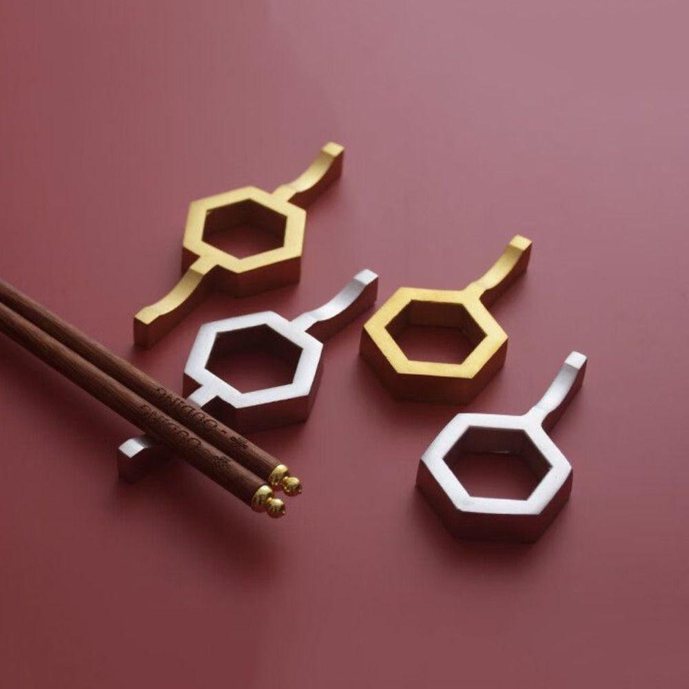 Japanese Style Chopsticks Pillow Hexagon Chopsticks Rest Multifunctional Chopsticks Stand Spoon
Japanese Style Chopsticks Pillow Hexagon Chopsticks Rest Multifunctional Chopsticks Stand Spoon