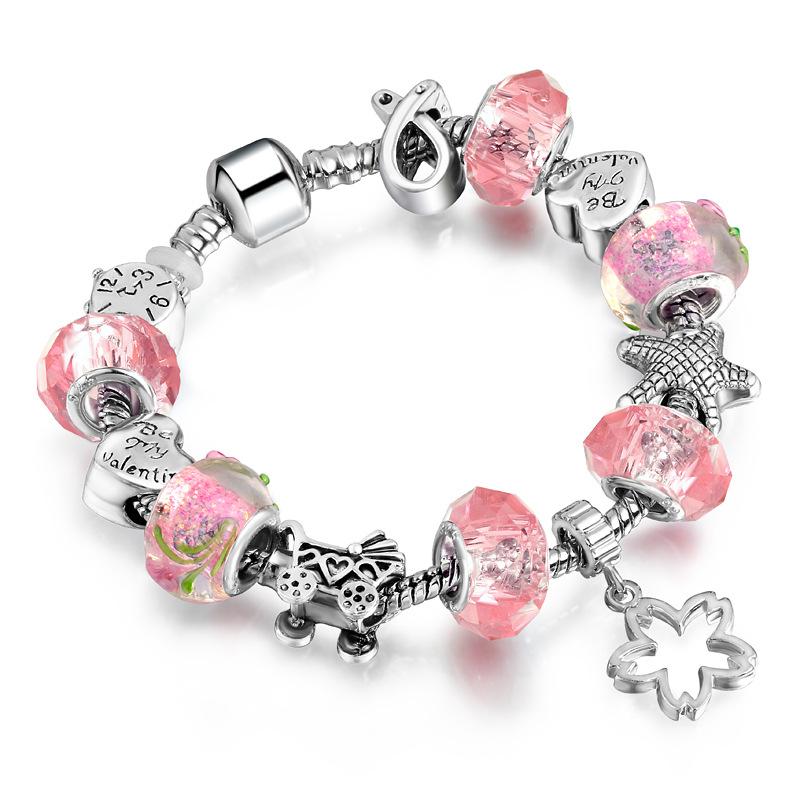 Женский универсальный браслет из стеклянных бусин в виде полых цветов one size
Женский универсальный браслет из стеклянных бусин в виде полых цветов one size