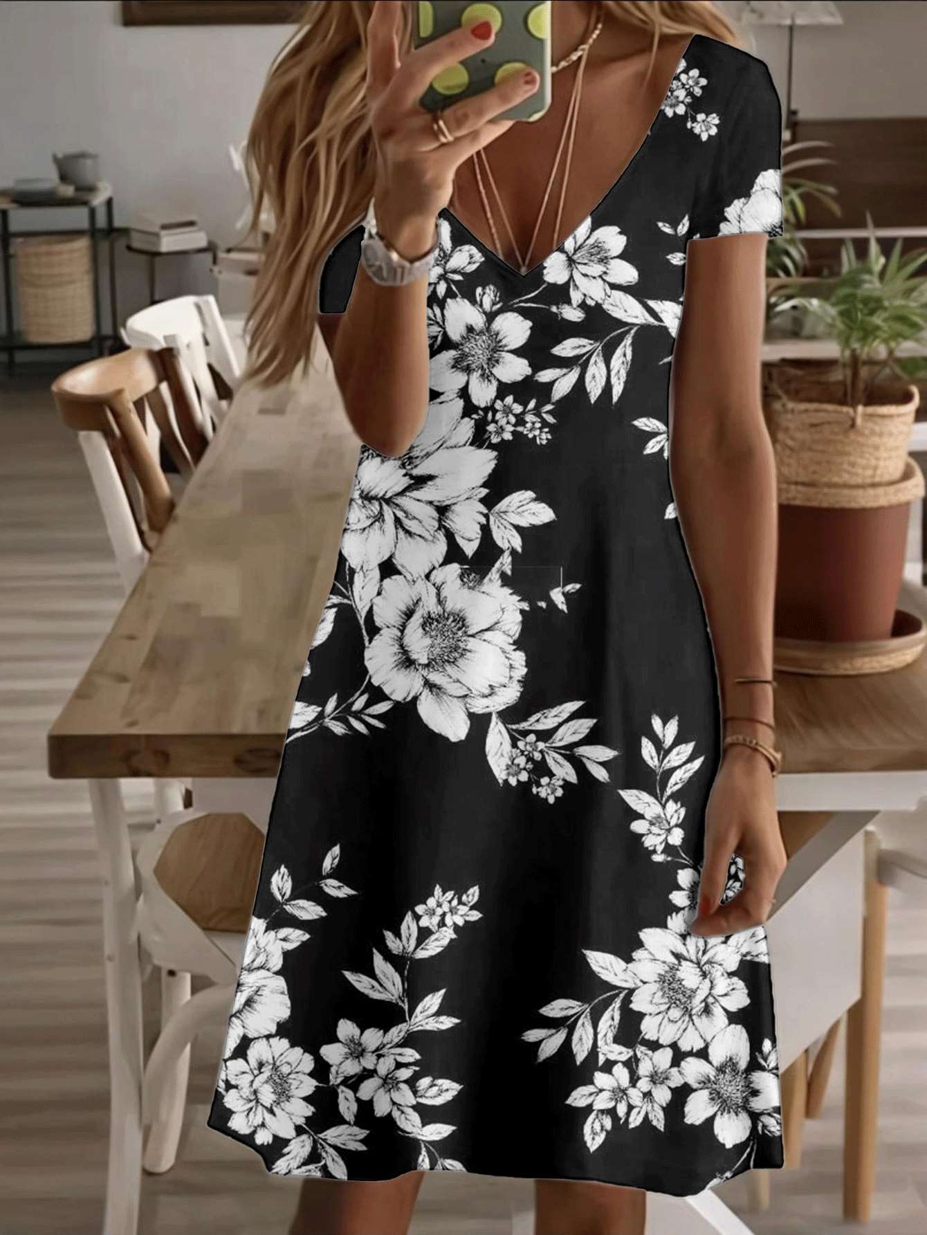 Vneck shortsleeve midi dress floral women’s dress black and white flower print pattern 3D premium printing durable casual fashion elegant summer outfi 2XL дубильная кора
Vneck shortsleeve midi dress floral women’s dress black and white flower print pattern 3D premium printing durable casual fashion elegant summer outfi 2XL дубильная кора