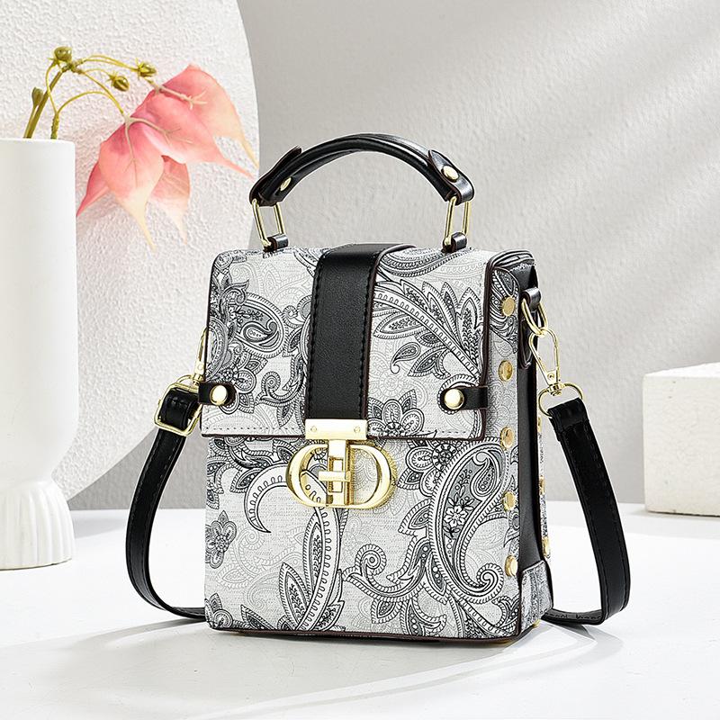 Сумка женская 2025 новая трендовая с цветком инс супер огонь на плечо сумка-мессенджер универсальная мини маленькая сумка сумка для мобильного телефона женская сумка