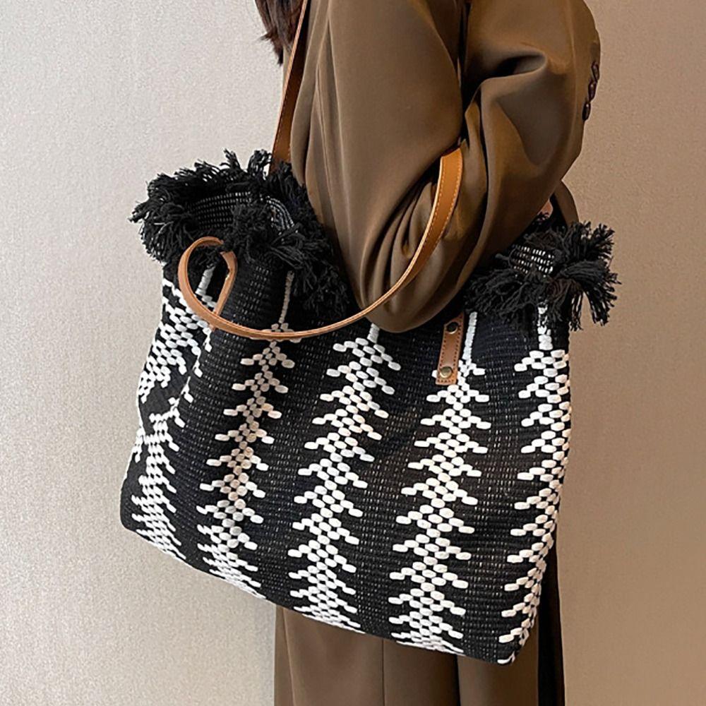 Korean Tassel Weave Shoulder Bag Printing StrawTote Bag Literary Handbags Beach чорний
Korean Tassel Weave Shoulder Bag Printing StrawTote Bag Literary Handbags Beach чорний