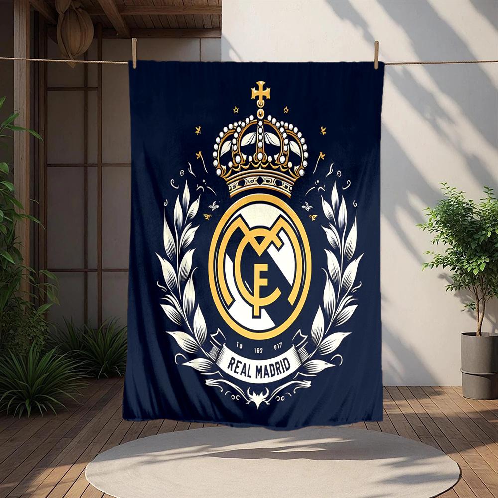 1pc Crown, Laurel Wreath, Real Madrid Digital Printed Flannel Blanket, Super Soft Plush Bed Cover,Blanket for Sofa, Bed, Office, 70130 80cm x 120cm
1pc Crown, Laurel Wreath, Real Madrid Digital Printed Flannel Blanket, Super Soft Plush Bed Cover,Blanket for Sofa, Bed, Office, 70130 80cm x 120cm