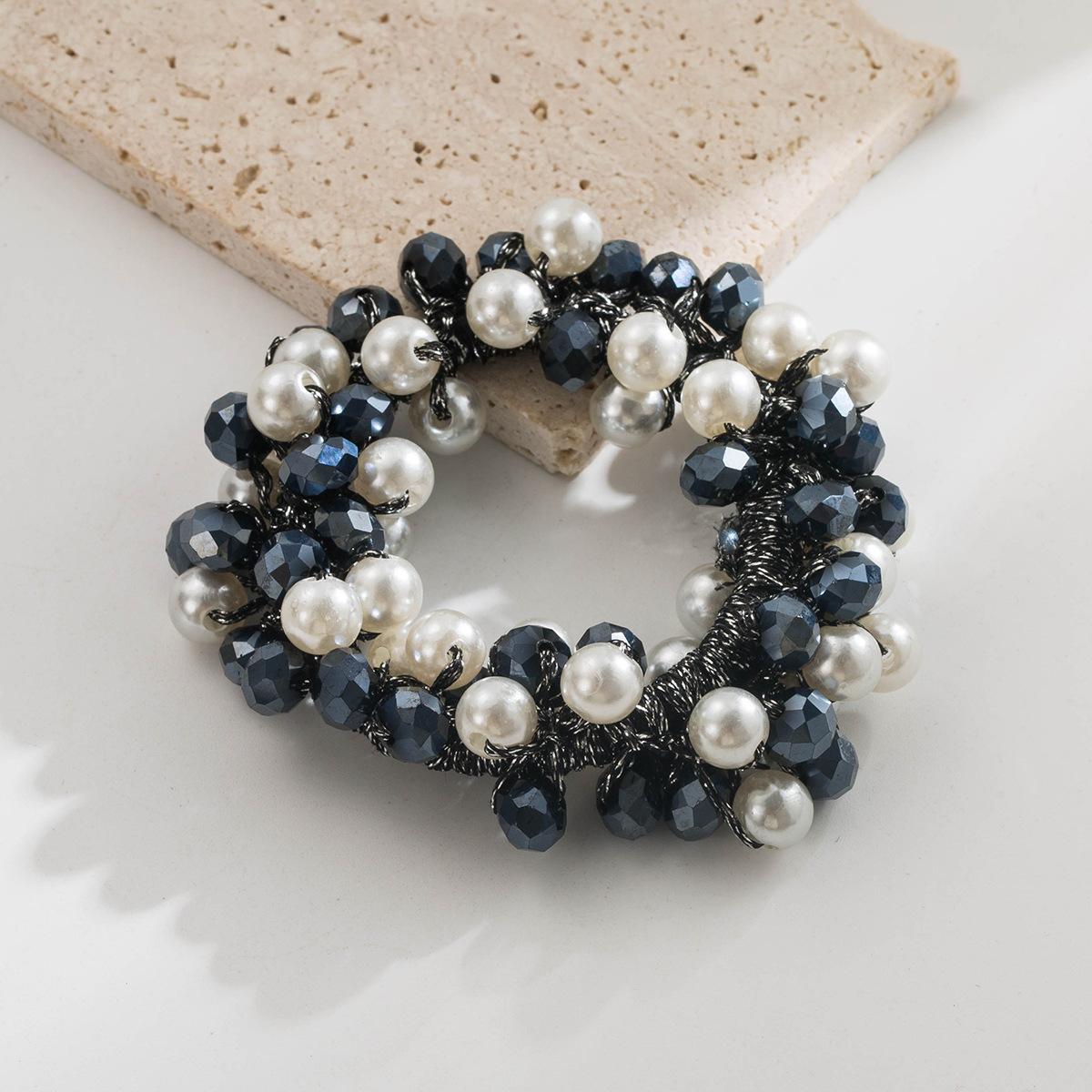 Модная цветная хрустальная резинка для волос для женщин, милая бисерная универсальная резинка для волос, высококлассный простой аксессуар для волос для хвостика синий
Модная цветная хрустальная резинка для волос для женщин, милая бисерная универсальная резинка для волос, высококлассный простой аксессуар для волос для хвостика синий