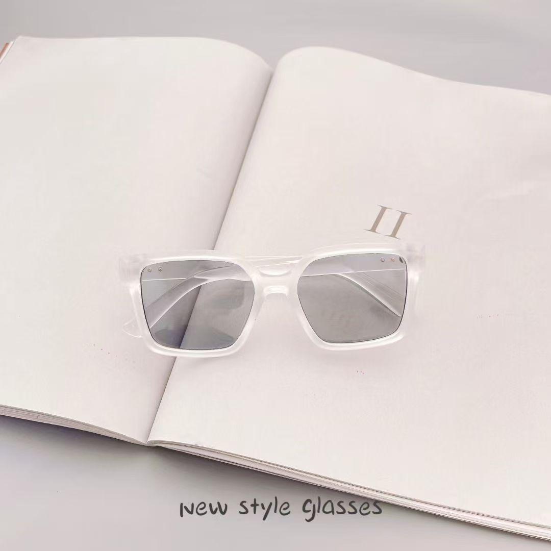 High Quality Women Sun Glass Square Shape Uv Protection Sunglasses For Men Driving Travelling Female Sunglass
High Quality Women Sun Glass Square Shape Uv Protection Sunglasses For Men Driving Travelling Female Sunglass