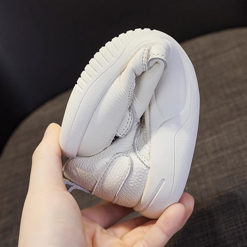 Leather little white shoes children s versatile spring and autumn new women s single shoes soft sole sports breathable casual shoes 40
Leather little white shoes children s versatile spring and autumn new women s single shoes soft sole sports breathable casual shoes 40