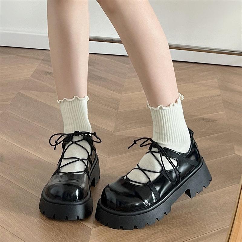 2024 Новая мода на шнуровке, полые туфли в стиле Лолиты, женские туфли на платформе, женские туфли в стиле панк из искусственной кожи Jk Uniform Shoes Туфли Мэри Джейн 4.5 чёрный
2024 Новая мода на шнуровке, полые туфли в стиле Лолиты, женские туфли на платформе, женские туфли в стиле панк из искусственной кожи Jk Uniform Shoes Туфли Мэри Джейн 4.5 чёрный
