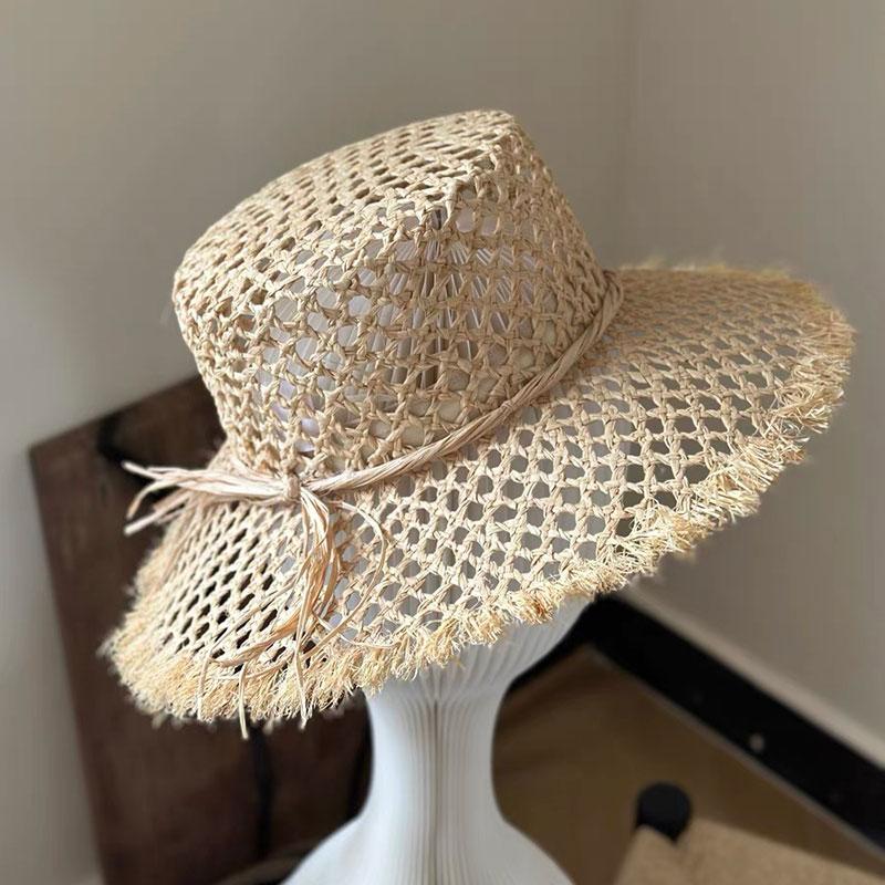 New Retro Hollow Raffia Bowknot Flat Top Straw Hat Raw Edge Sun Hat Summer Panama Jazz Bucket Beach Hat Vacation Derby Cap 54-58cm
New Retro Hollow Raffia Bowknot Flat Top Straw Hat Raw Edge Sun Hat Summer Panama Jazz Bucket Beach Hat Vacation Derby Cap 54-58cm