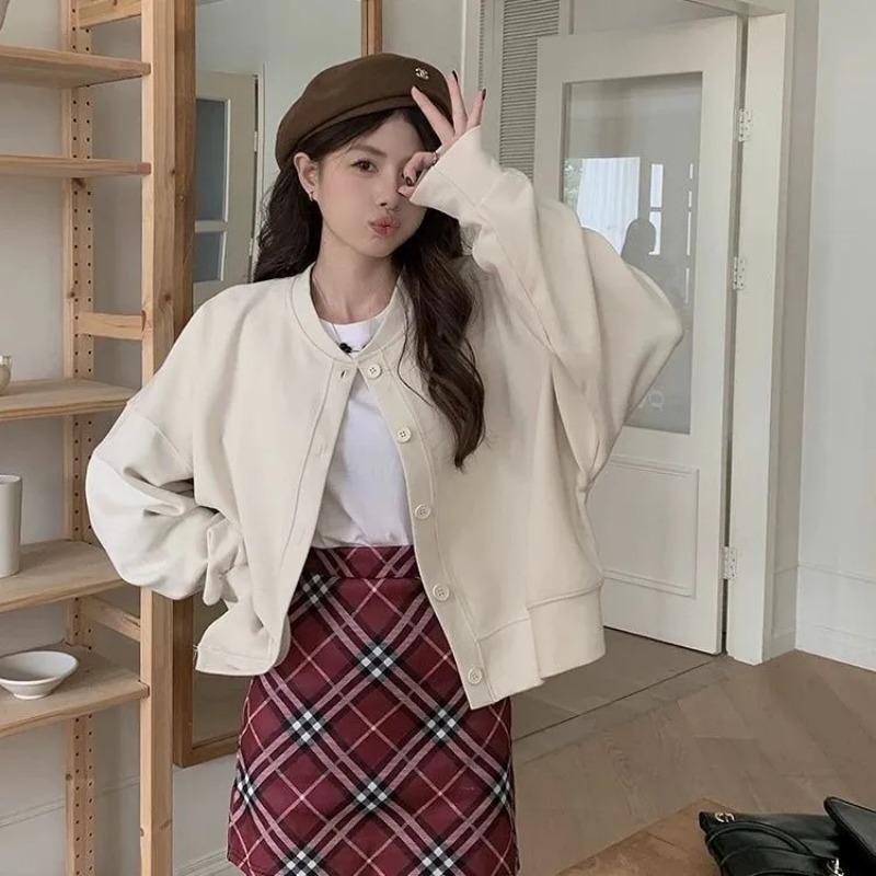 Korean Fashion Versatile Baseball Uniform Sweatshirt Jacket for Women Spring and Autumn Loose Stand-up Collar Cardigan Top L абрикосовий
Korean Fashion Versatile Baseball Uniform Sweatshirt Jacket for Women Spring and Autumn Loose Stand-up Collar Cardigan Top L абрикосовий