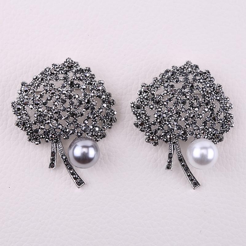 1 шт./пакет, винтажный стиль, черный кристалл, акцентная булавка для одежды, ювелирные аксессуары
1 шт./пакет, винтажный стиль, черный кристалл, акцентная булавка для одежды, ювелирные аксессуары