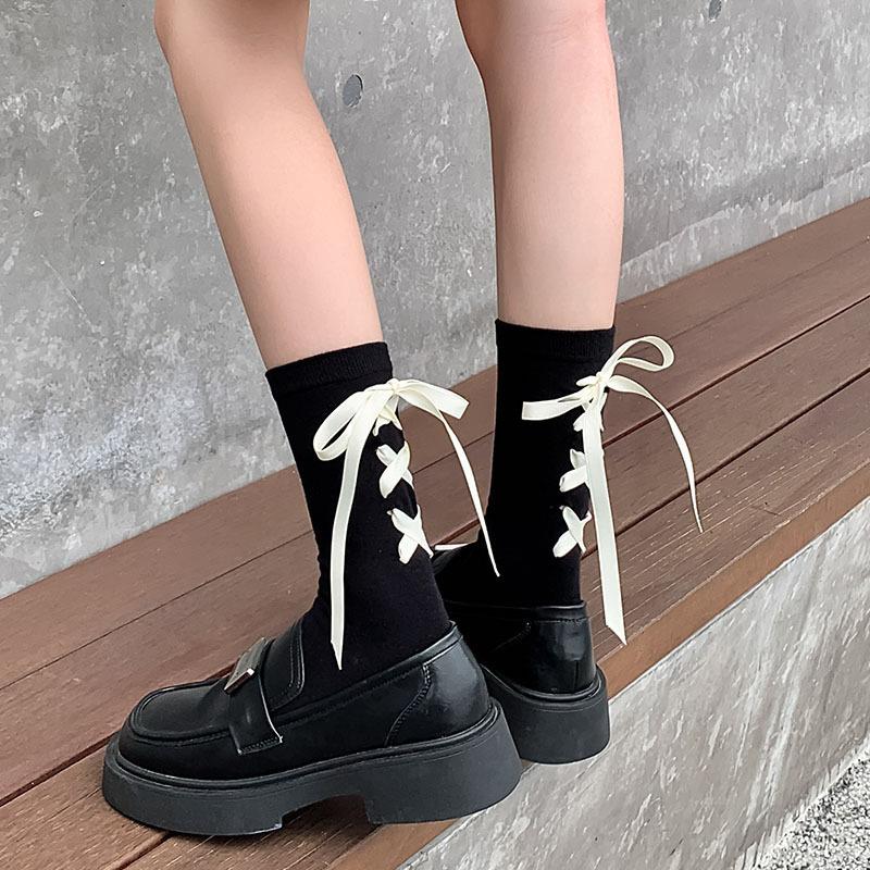Японские носки JK Heel Strap Bow Socks универсальны для детей весной и осенью. Милый и девичий стиль.
Японские носки JK Heel Strap Bow Socks универсальны для детей весной и осенью. Милый и девичий стиль.