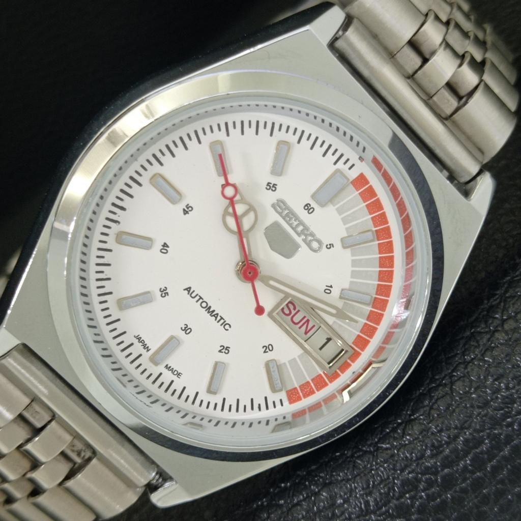 ВІНТАЖНИЙ ВІДНОВЛЕНИЙ SEIKO 5 АВТОМАТИЧНИЙ 6309A ЯПОНІЯ ЧОЛОВІЧИЙ БІЛИЙ ГОДИННИК a441772-1
ВІНТАЖНИЙ ВІДНОВЛЕНИЙ SEIKO 5 АВТОМАТИЧНИЙ 6309A ЯПОНІЯ ЧОЛОВІЧИЙ БІЛИЙ ГОДИННИК a441772-1
