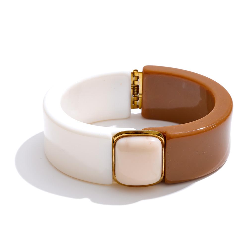 Yhpup 63mm Waterproof Resin Acrylic Fashion Bracelet Bangle 2026 Light Color Summer Stainless Steel Statement Jewelry Accessory
Yhpup 63mm Waterproof Resin Acrylic Fashion Bracelet Bangle 2026 Light Color Summer Stainless Steel Statement Jewelry Accessory