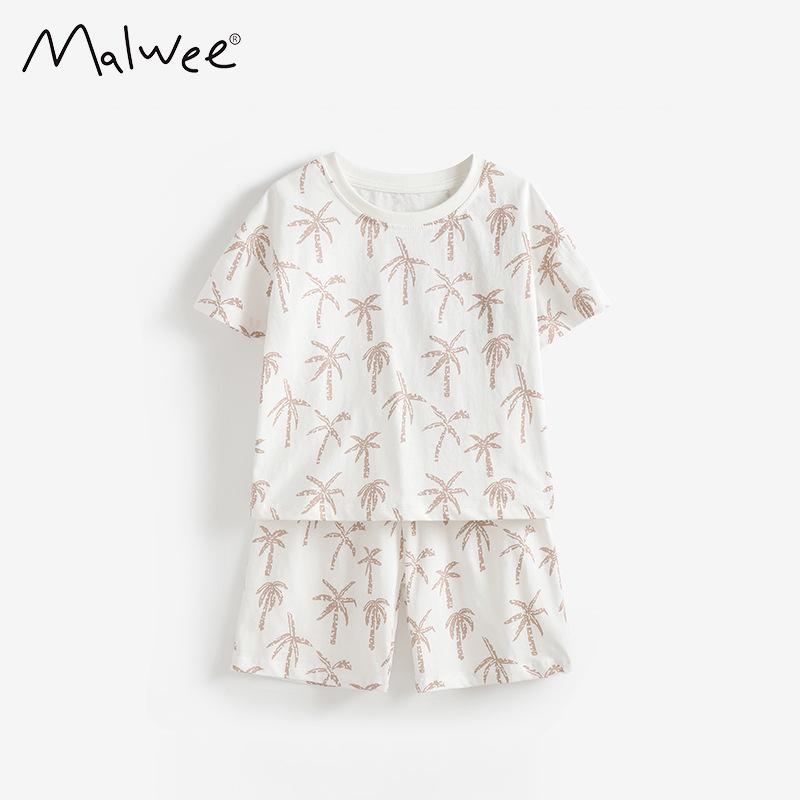 Malwee Boys Summer Casual Round Neck Short Sleeve Children s Wear - European & American Style 110
Malwee Boys Summer Casual Round Neck Short Sleeve Children s Wear - European & American Style 110