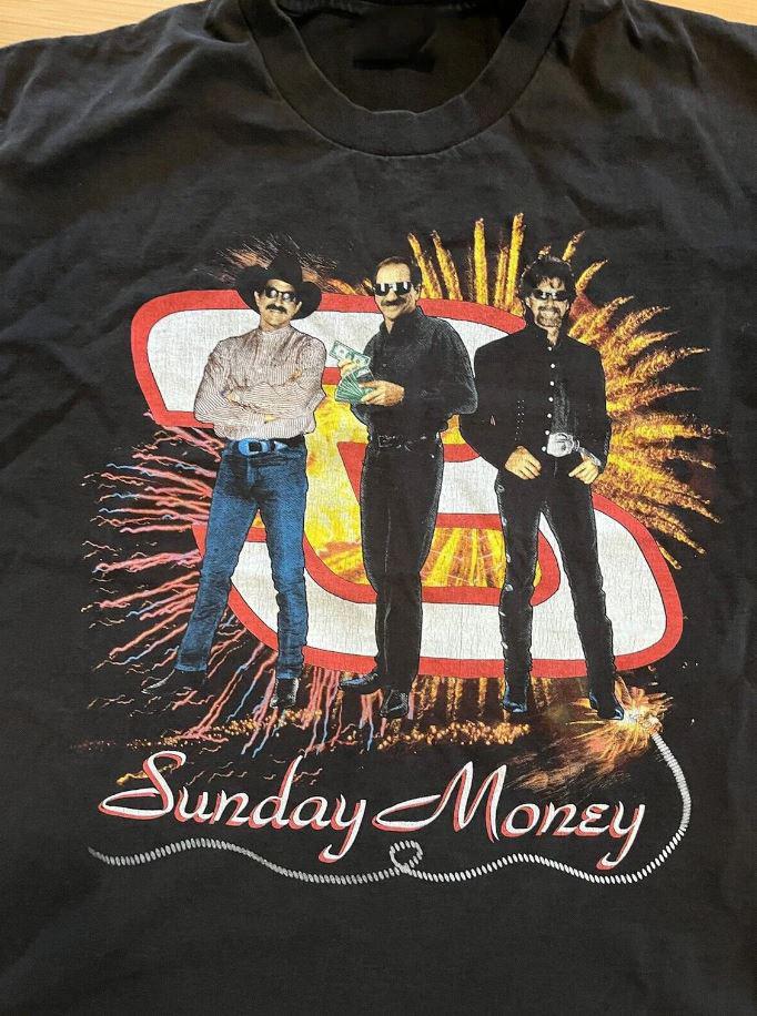 Brooks amp; Dunn Dale Earnhardt Sunday Money Shirt Men Women Cotton Tee BL2.300 Unisex T-Shirt L
Brooks amp; Dunn Dale Earnhardt Sunday Money Shirt Men Women Cotton Tee BL2.300 Unisex T-Shirt L