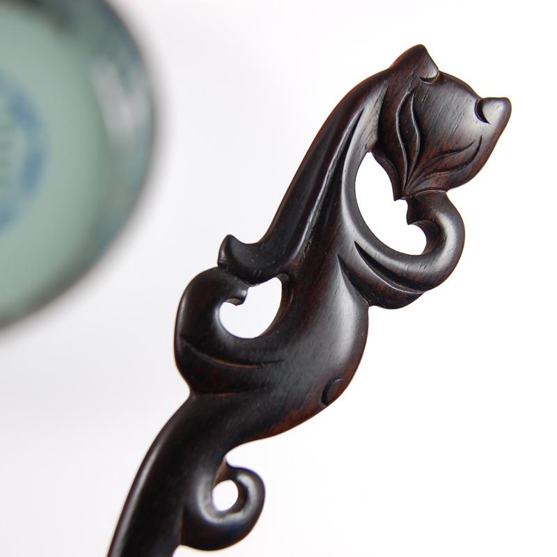 Заколка для волос из черного дерева: Антикварная заколка для волос «Демон-наложница» с ретро-резным дизайном
Заколка для волос из черного дерева: Антикварная заколка для волос «Демон-наложница» с ретро-резным дизайном