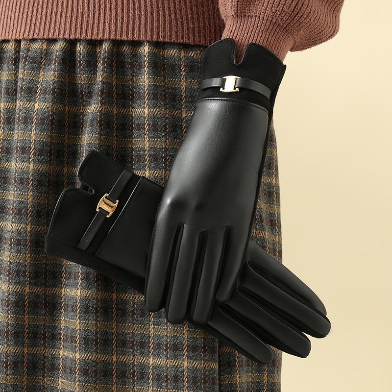 1 Pair Of Gloves For Women In Winter Fleece-Lined To Heattech And Touch Screen Pu Elegant And Exquisite Cycling Driving Gloves One Size
1 Pair Of Gloves For Women In Winter Fleece-Lined To Heattech And Touch Screen Pu Elegant And Exquisite Cycling Driving Gloves One Size