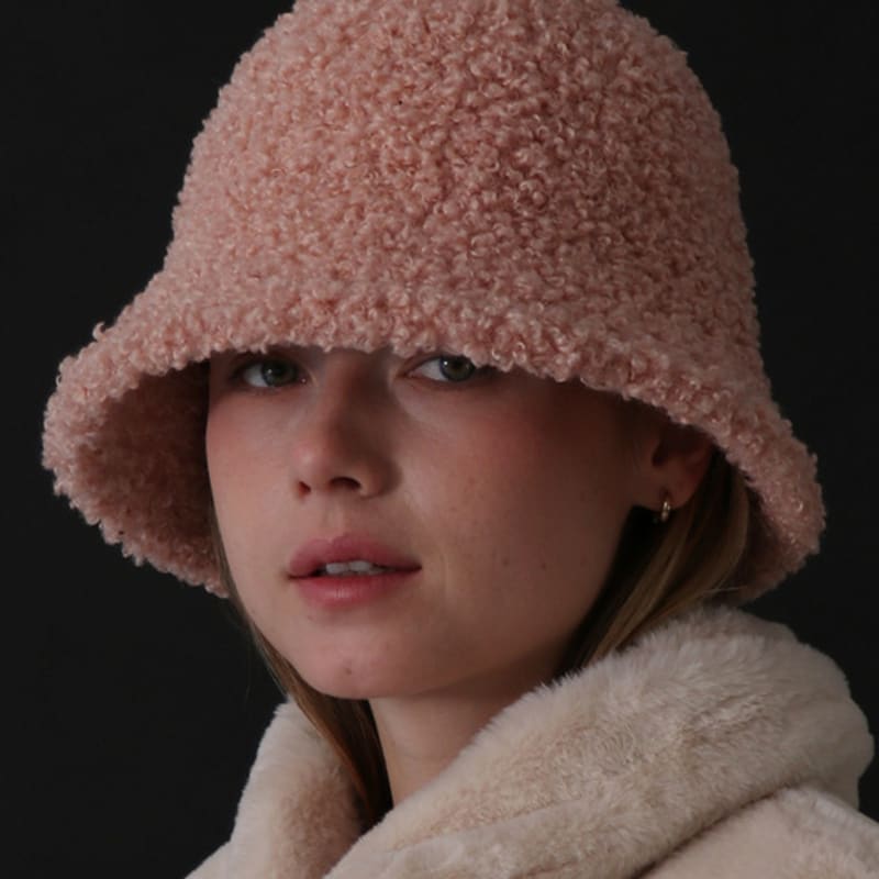 Less is more EO hat_5 colors black
Less is more EO hat_5 colors black