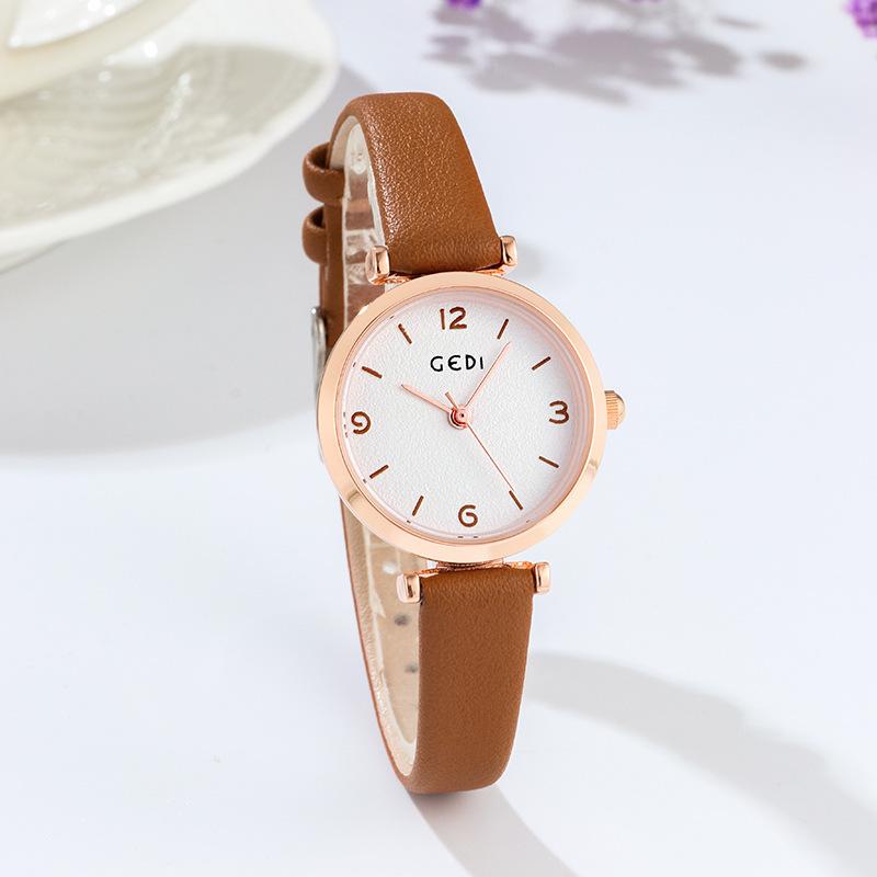 Stylish And Simple, Small And Fresh Student Belt Watch Female
Stylish And Simple, Small And Fresh Student Belt Watch Female