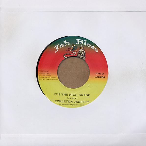7inch Record ECCLETON JARRETT - It s The High Grade JAH004 Jah Bless 2008 UK Reggae, Ska & Dub Used
7inch Record ECCLETON JARRETT - It s The High Grade JAH004 Jah Bless 2008 UK Reggae, Ska & Dub Used