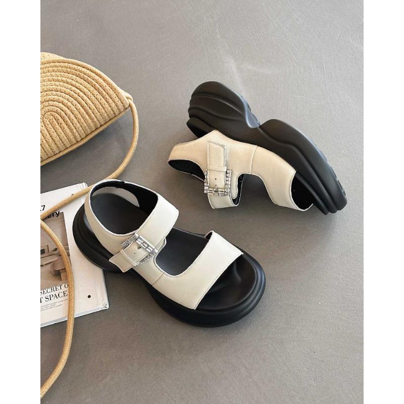 Thick-soled heightening small man with sandals women s summer new versatile casual open-toed high heels 35 бежевый
Thick-soled heightening small man with sandals women s summer new versatile casual open-toed high heels 35 бежевый