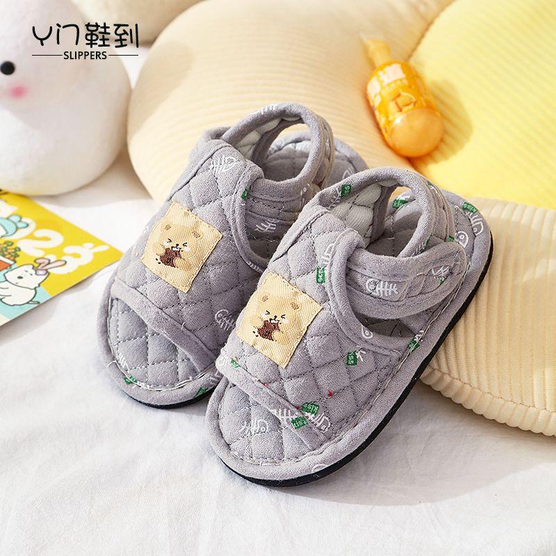 New Arrival Cute Pure Cotton Fabric Kids Slippers Female Baby 1-3 Years Old Silent Anti-Slip Soft Bottom Indoor Floor Slippers Paste small fish Gray Small yard length 14cm
New Arrival Cute Pure Cotton Fabric Kids Slippers Female Baby 1-3 Years Old Silent Anti-Slip Soft Bottom Indoor Floor Slippers Paste small fish Gray Small yard length 14cm