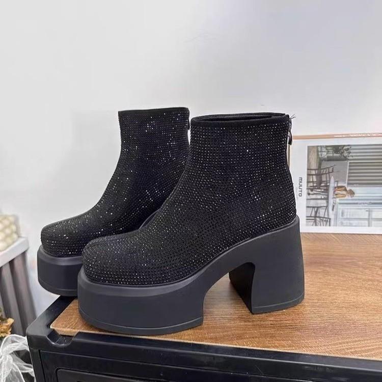 Women s 2026 Autumn and Winter New Fleece Cotton Shoes Platform Inside Heightening Small Versatile Booties 39 чорний
Women s 2026 Autumn and Winter New Fleece Cotton Shoes Platform Inside Heightening Small Versatile Booties 39 чорний