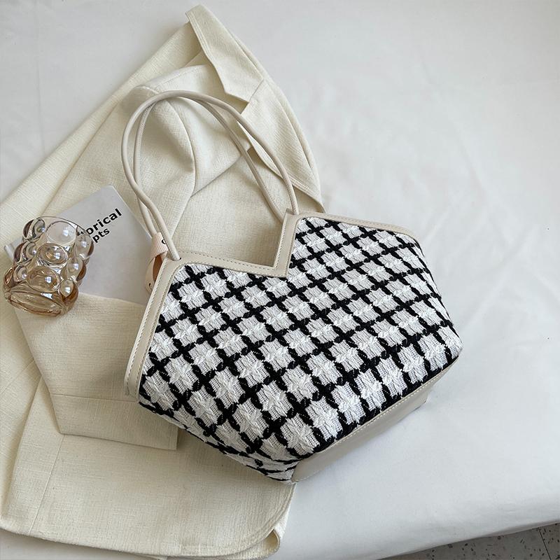 Дизайнерская плетеная сумка через плечо из полиуретана с плетением, новая женская сумка-тоут с застежкой-молнией и большой вместимостью, элегантная сумка для поездок на работу, тренд