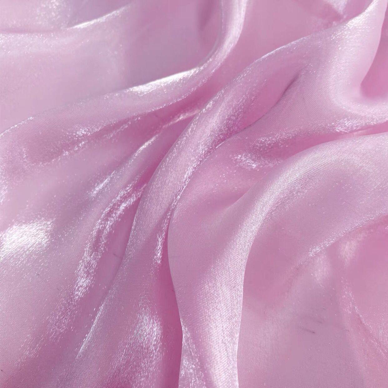 Soft light-weight high-quality soft organza fabric suitable for wedding dresses formal gowns and designer clothing fabrics 1.5M&1M рожевий
Soft light-weight high-quality soft organza fabric suitable for wedding dresses formal gowns and designer clothing fabrics 1.5M&1M рожевий