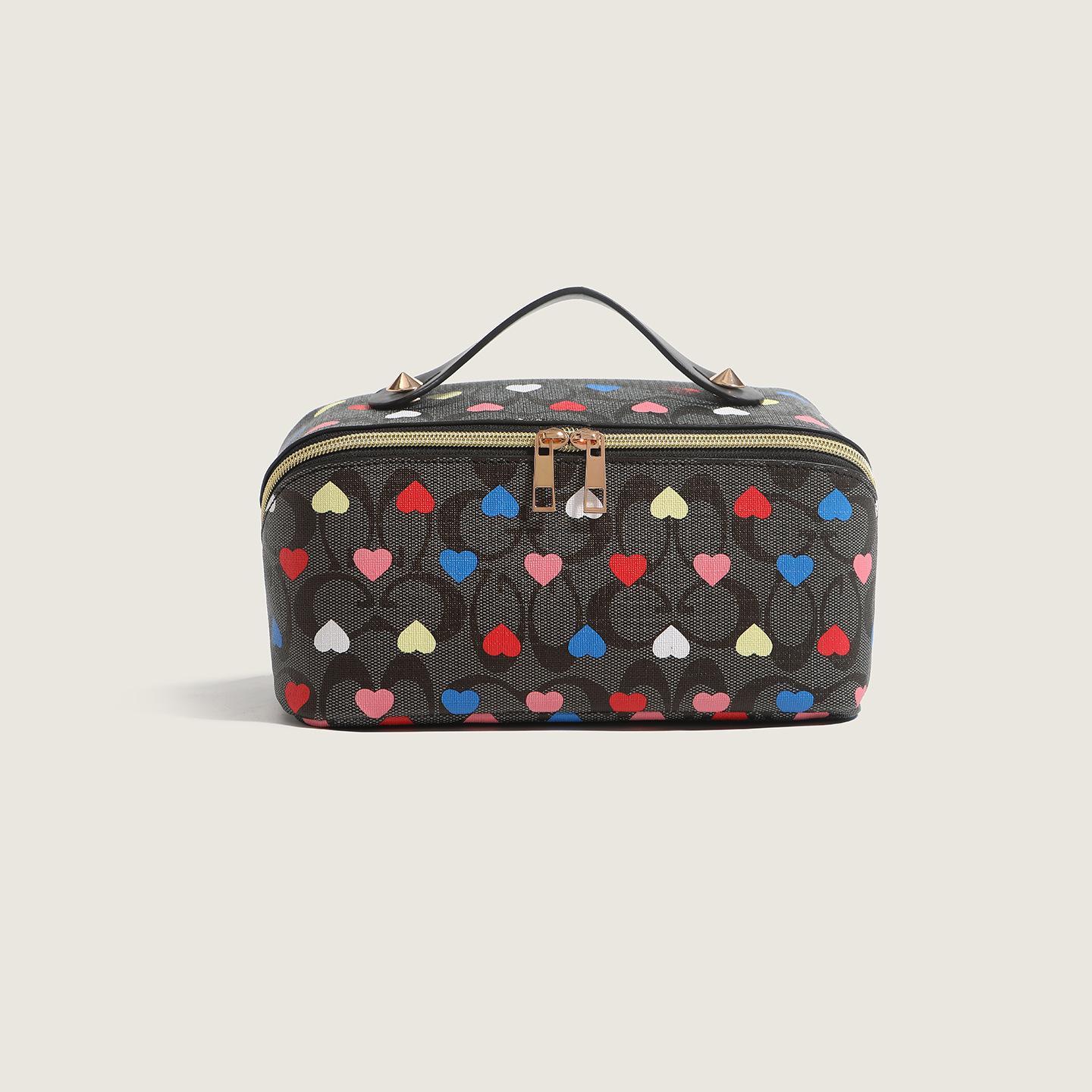 2026 New Love Printing Travel Storage Toilet Bag Korean Version Fashionable and Cute Portable Large-capacity Cosmetic Bag 24*12*12
2026 New Love Printing Travel Storage Toilet Bag Korean Version Fashionable and Cute Portable Large-capacity Cosmetic Bag 24*12*12