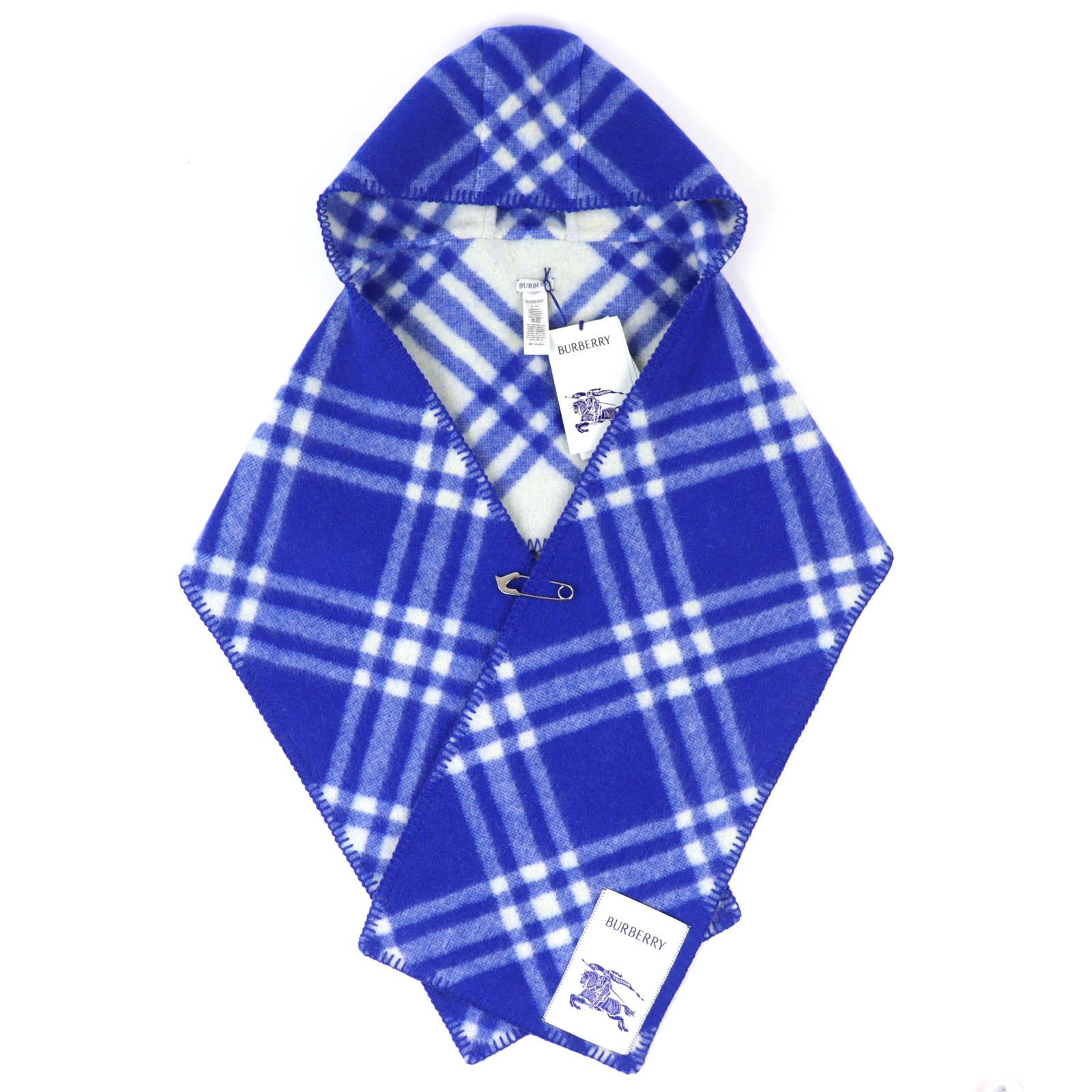 BURBERRY Scarf Checked hooded scarf Includes a horse-shaped pin. blue 8075628 Used
BURBERRY Scarf Checked hooded scarf Includes a horse-shaped pin. blue 8075628 Used