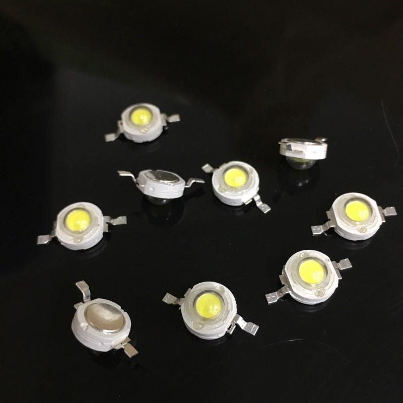 100 шт. Високопотужної світлодіодної діодної лампи Warm light
100 шт. Високопотужної світлодіодної діодної лампи Warm light