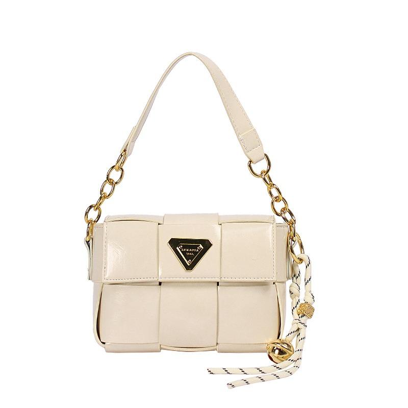 Fashion casual armpit bag women s winter new trend woven small square bag niche design shoulder bag бежевий
Fashion casual armpit bag women s winter new trend woven small square bag niche design shoulder bag бежевий