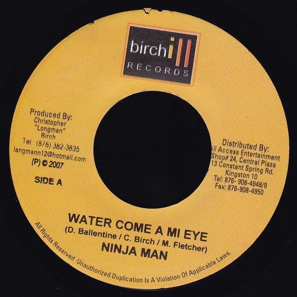 7inch Record NINJAMAN / MONSTER TWINS - Water Come A Mi Eye / A Suh The Tin NONE Birchill Record 2007 Jamaica Reggae, Ska & Dub Used
7inch Record NINJAMAN / MONSTER TWINS - Water Come A Mi Eye / A Suh The Tin NONE Birchill Record 2007 Jamaica Reggae, Ska & Dub Used