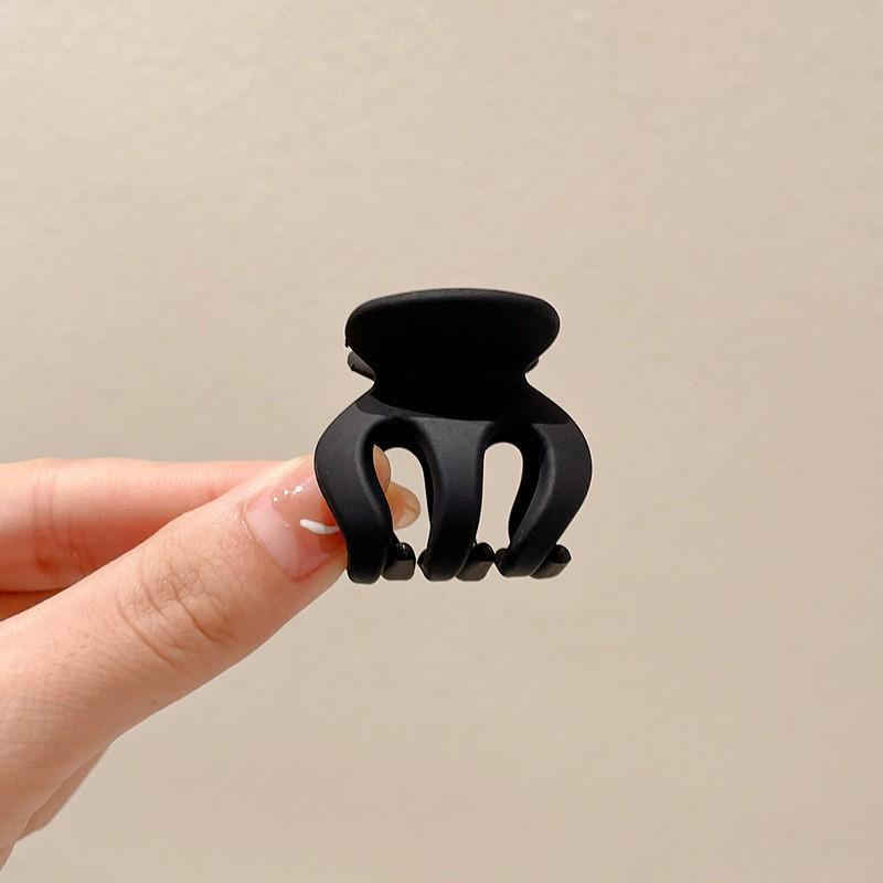 High Ponytail Bow Hairpin - Elegant Shark Clip Hair Accessory
High Ponytail Bow Hairpin - Elegant Shark Clip Hair Accessory