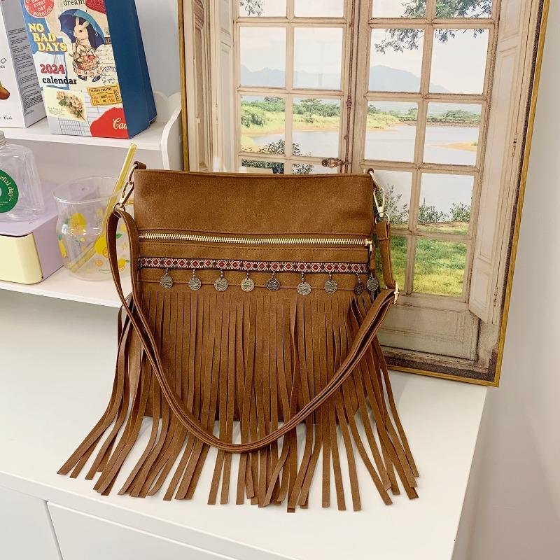 New retro travel photography tassel diagonal bag mobile phone bag versatile shoulder bag messenger bag коричневий
New retro travel photography tassel diagonal bag mobile phone bag versatile shoulder bag messenger bag коричневий