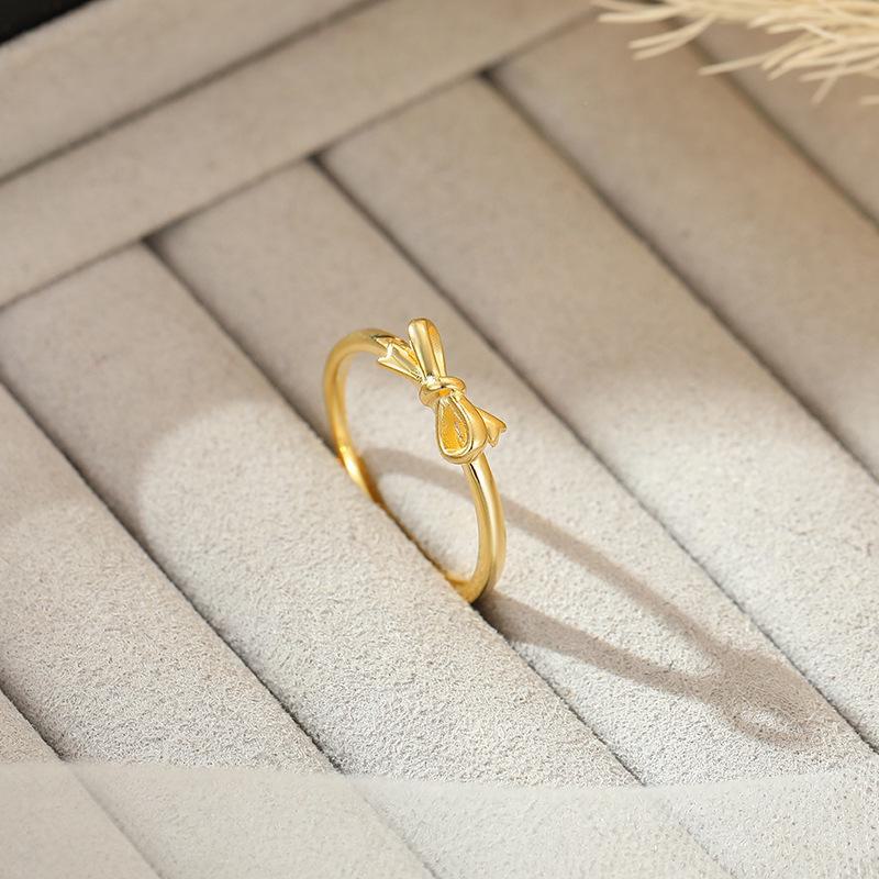 Кольцо Banyan Tree из серебра 925 пробы с бантом в виде принцессы — простое, милое, стильное ювелирное украшение для женщин Adjustable золотой
Кольцо Banyan Tree из серебра 925 пробы с бантом в виде принцессы — простое, милое, стильное ювелирное украшение для женщин Adjustable золотой